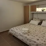 Kuca Za Odmor Zip Tatil Evi Murter