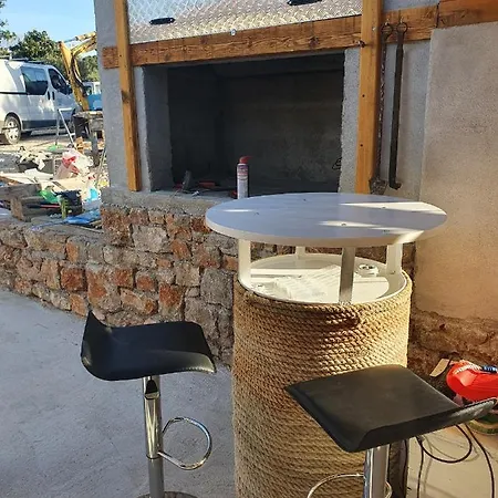 Kuca Za Odmor Zip * مورتير