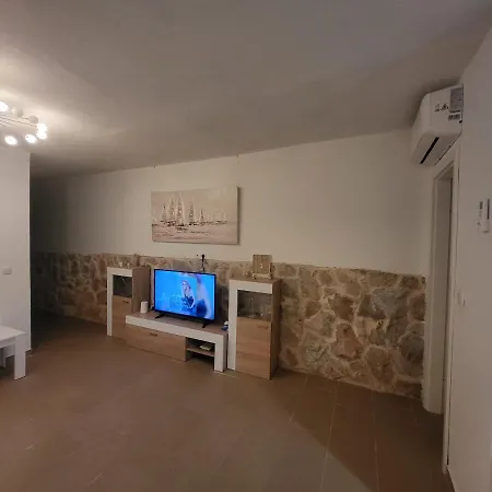 Kuca Za Odmor Zip Feriehus Murter