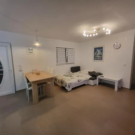 Kuca Za Odmor Zip Feriehus *